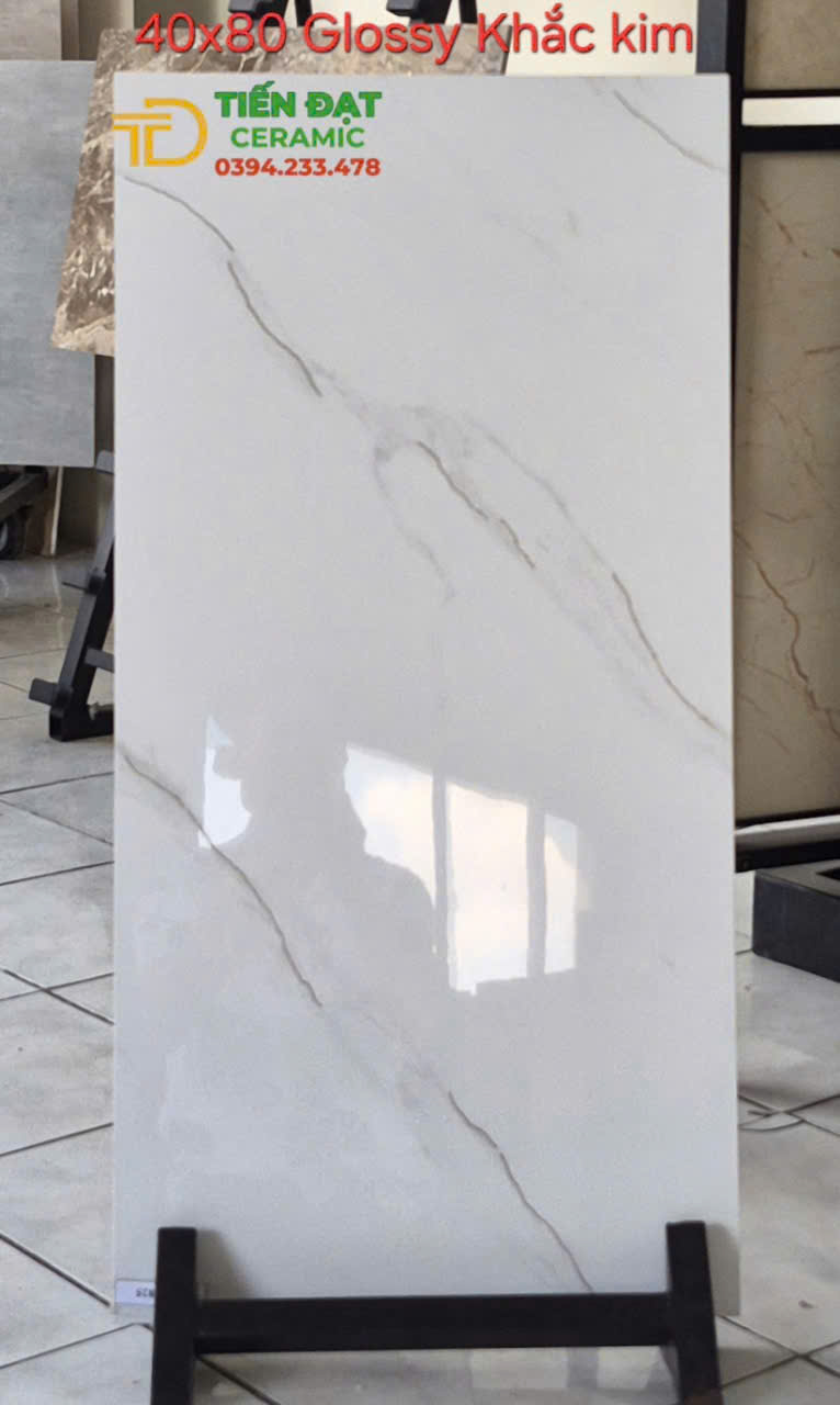 Đá Granite TQ 40x80 Trắng Vân Nhũ Vàng Ốp Phòng Khách