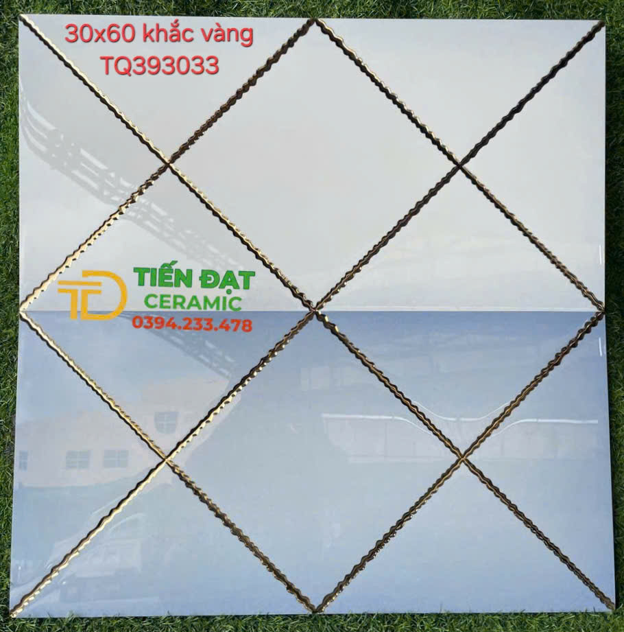 Gạch Khắc Vàng 30x60 Ốp Trang Trí Vách Cầu Thang Mặt Tiền