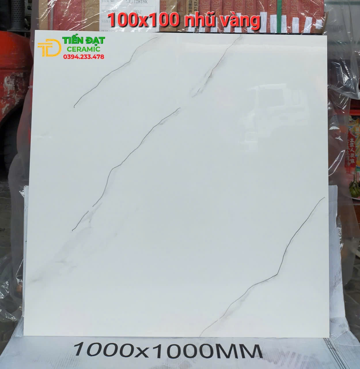 Gạch Khổ Lớn Ốp Lát Biệt Thự 1000x1000 Trắng Nhũ Vàng Mẫu Mới
