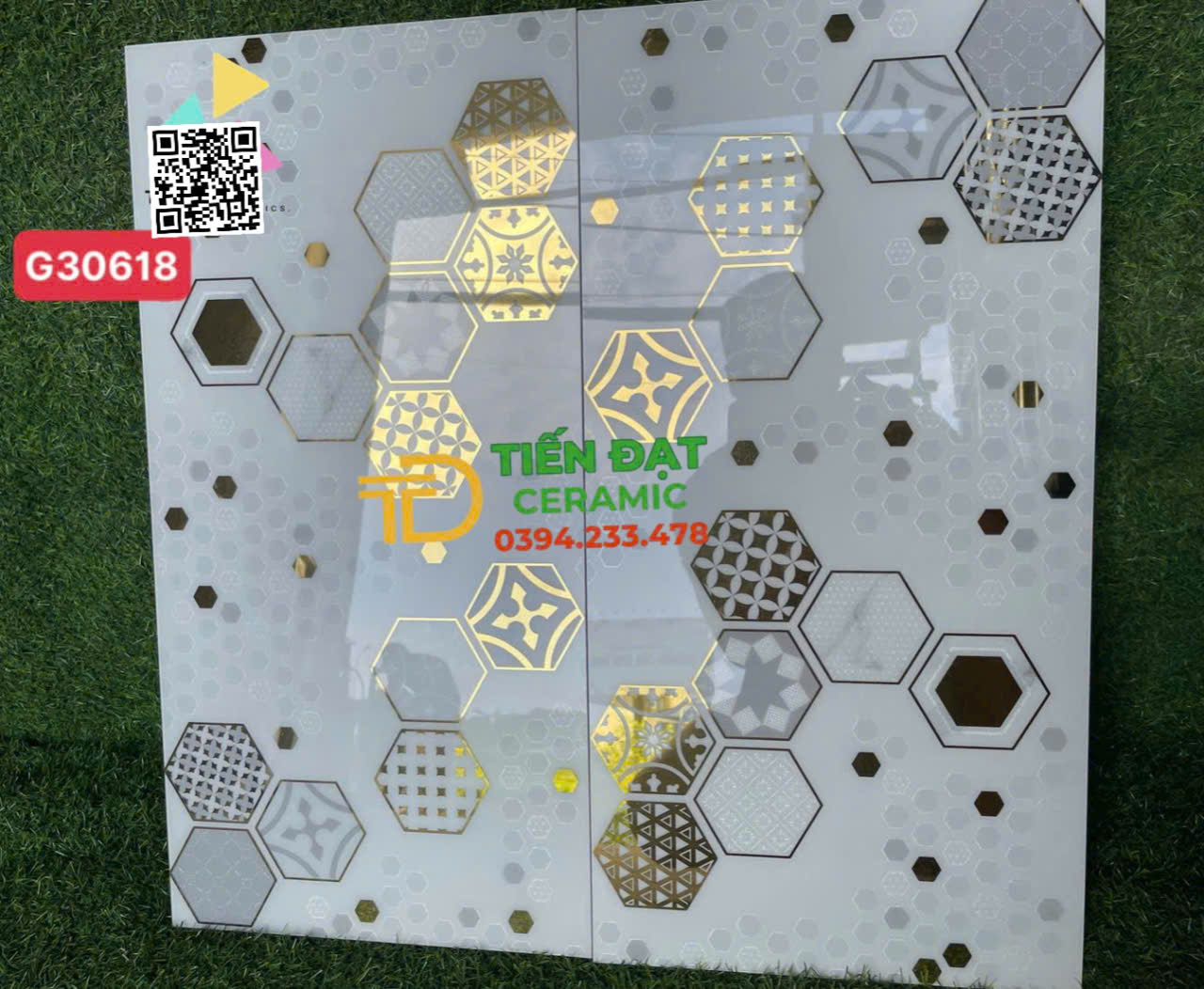 Gạch Trang Trí 30x60 Trung Quốc Nhũ Kim Tuyến