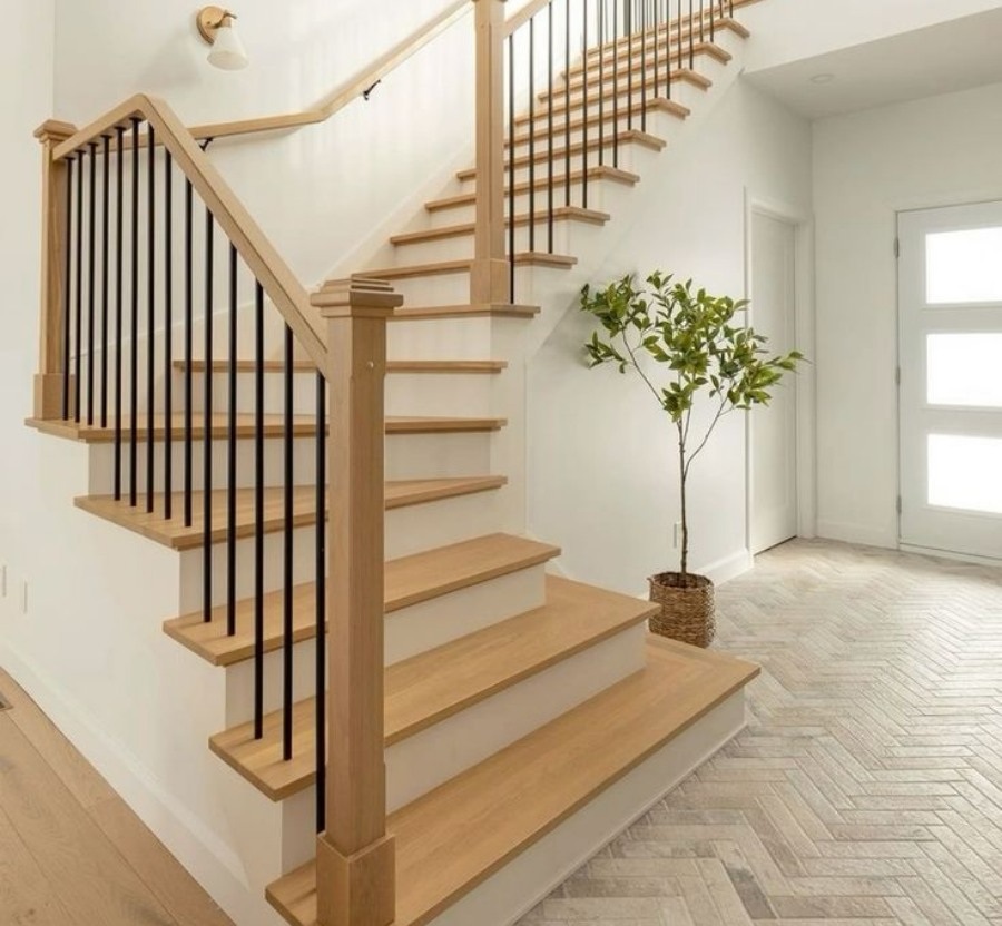 Gạch Cầu Thang Giả Gỗ Đẹp