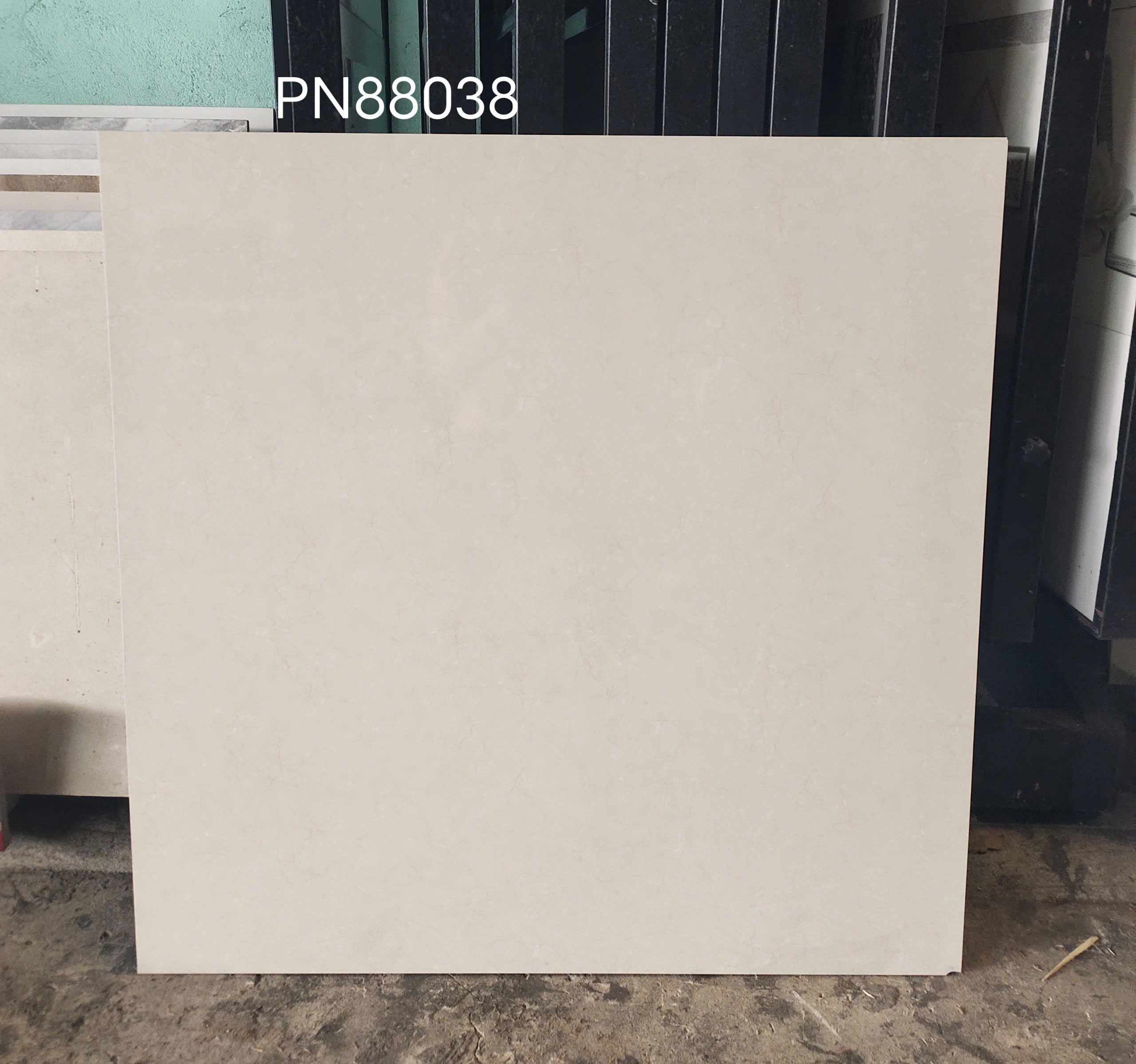 Gạch Cao Cấp 80x80 Lát Nền Vân Vàng Kem SALE