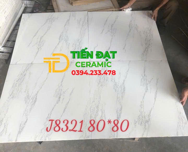 Gạch Ốp Tường 80x80 Nhũ Vàng Nhập Khẩu Trung Quốc