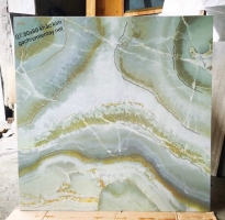 Đá  Ốp Lát 80x80 Bóng Kiếng Khắc Kim