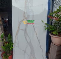 Gạch Bóng Kiếng Ấn Độ 80x160 Trắng Vân Vàng Vi Tinh