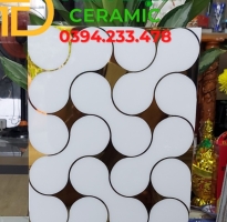Gạch Cao Cấp Trang Trí 30x60 Karaoke Nhũ Vàng Khắc Kim