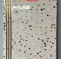 Gạch Đá Hoa Cương 44x120 Trang Trí Cầu Thang Khắc Kim