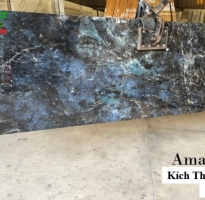 Gạch Khổ Lớn 80x300 Vân Hoa Cương Đen Bóng Kiếng