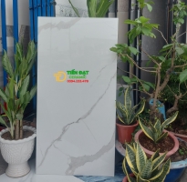 Gạch Lát Nền 60x120 Trắng Vân Khói Bóng Kiếng