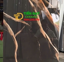 Gạch Ốp Tường Khổ Lớn 80x160 Ốp Mặt Tiền Đen Ánh Vàng