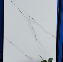 Mẫu Mới 40x80 Ốp Tường Ánh Kim