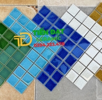 Mosaic Thủy Tinh Men Rạn 30x30 Ốp Hồ Bới Thác Nước