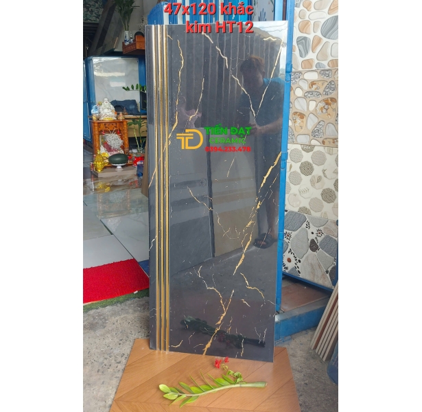 Tổng Kho Gạch TQ 47x120 Đen Vân Chạy Chỉ Nhũ Vàng 